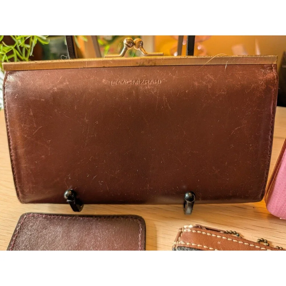 Vintage Women's Wallet & Coin Purse Lot – Isaac Mizrahi, Clutch Wallet,  & more
